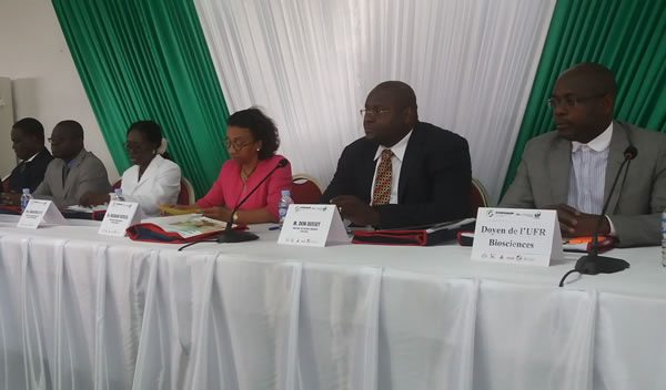 06/10/16 Un symposium  Abidjan pour rflchir sur lalimentation saine